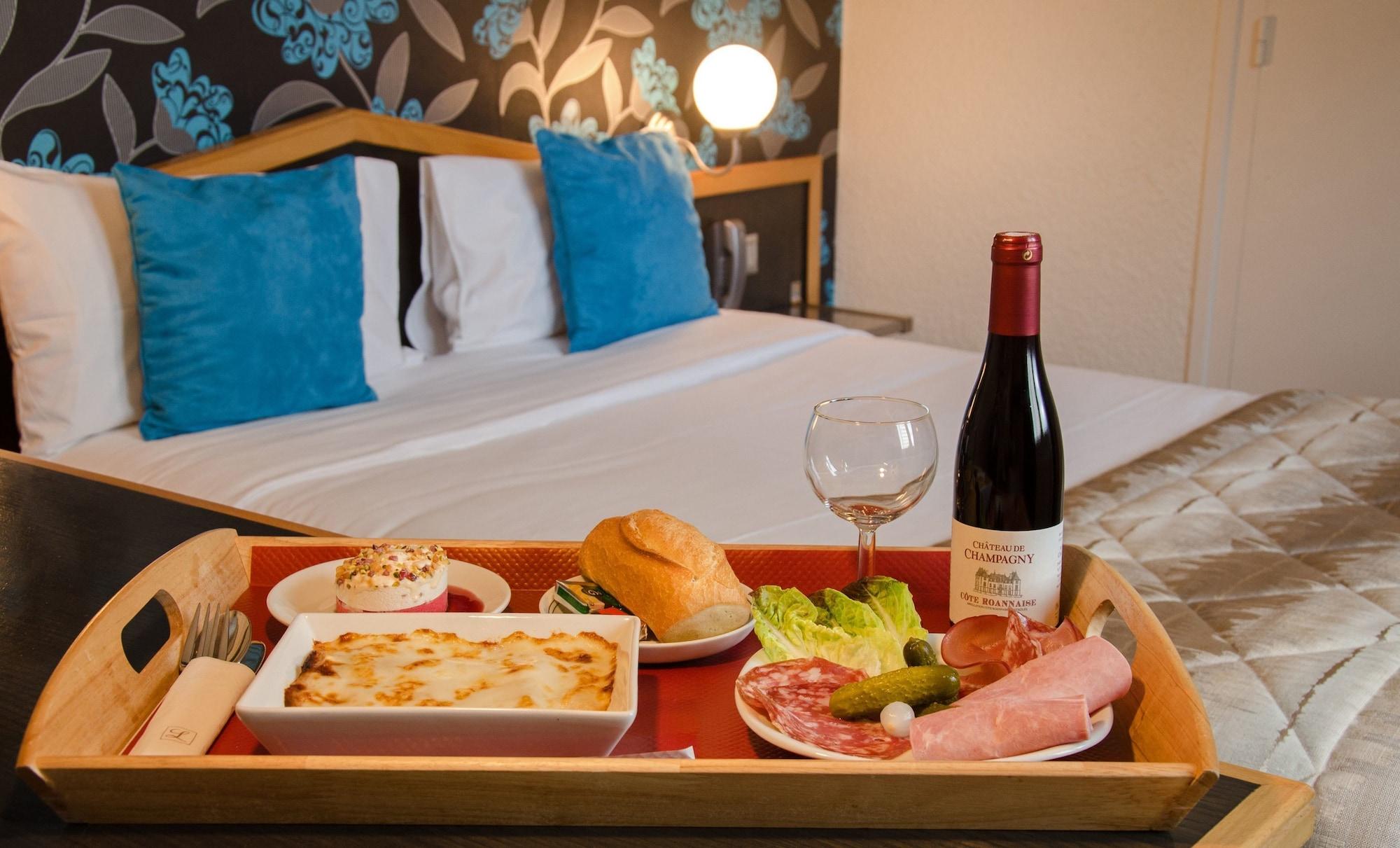 Logis Hotel Du Midi - Saint Etienne Sud 외부 사진