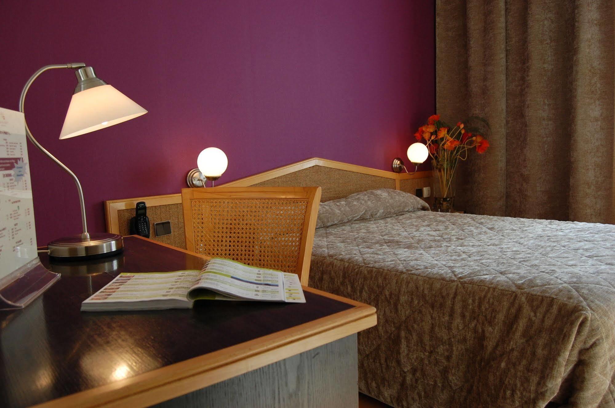 Logis Hotel Du Midi - Saint Etienne Sud 외부 사진