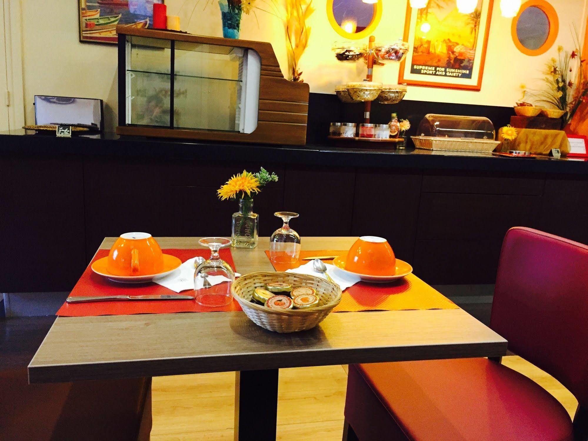Logis Hotel Du Midi - Saint Etienne Sud 외부 사진